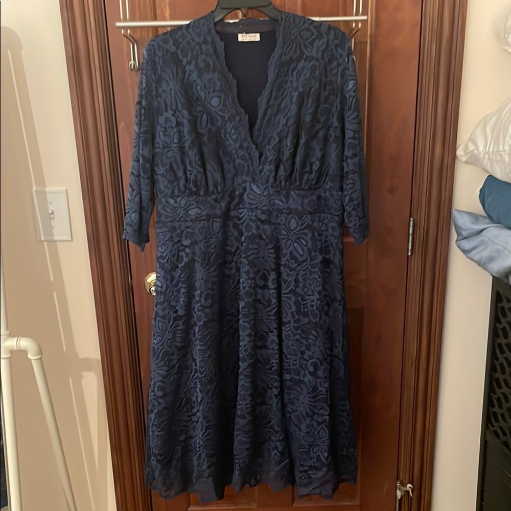 Elegant Navy Lace Dress